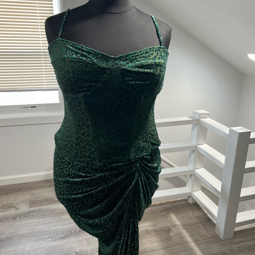 PrettyLittleThing Strapless Green Leopard two piece dress